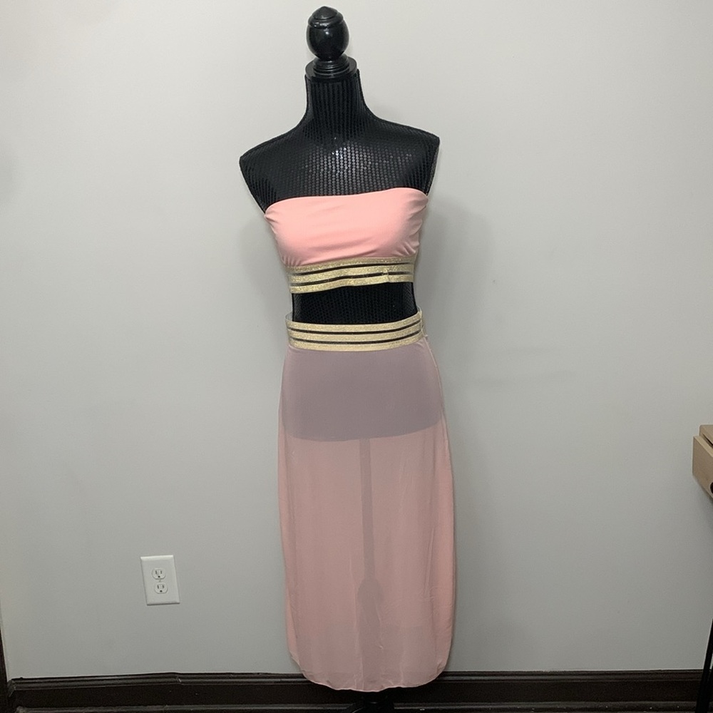 3 piece swim suit and beach skirt in L- Brand new, not used